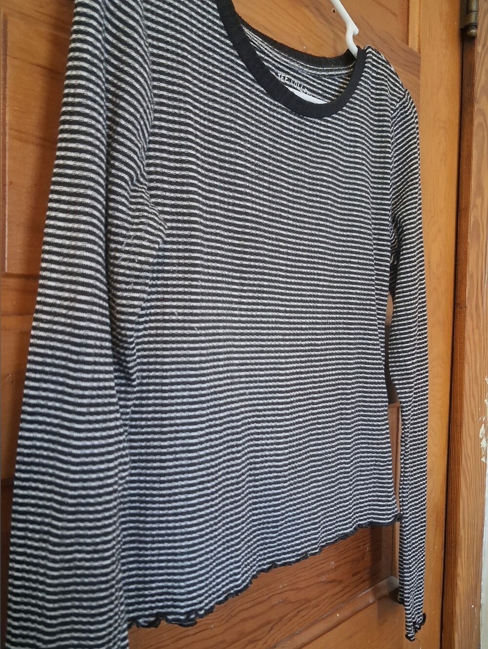 Aeropostale Black and White Striped Long Sleeve Tee